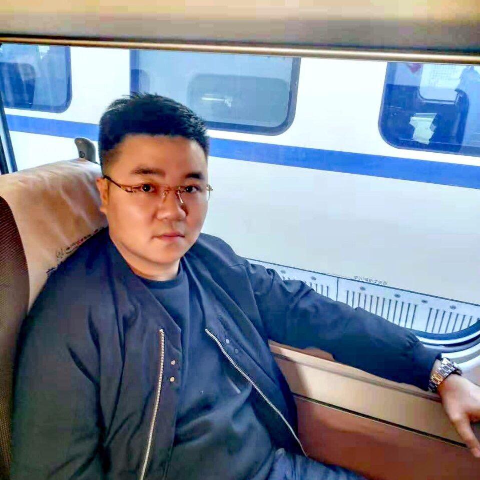 李先生