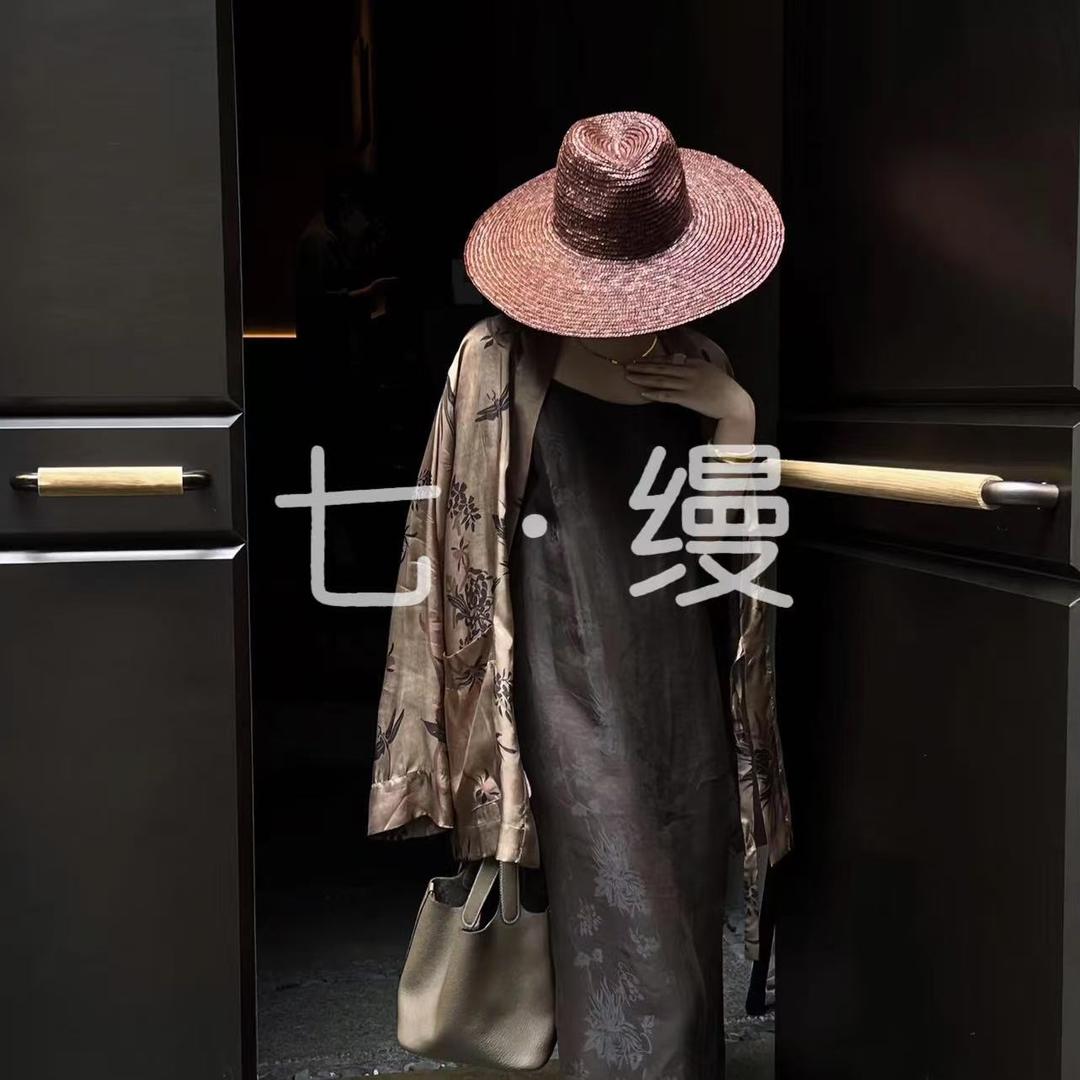 七缦设计师女装二店