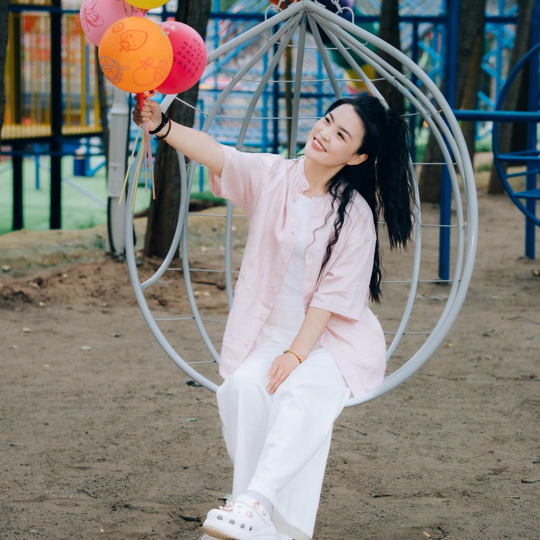 亚莉