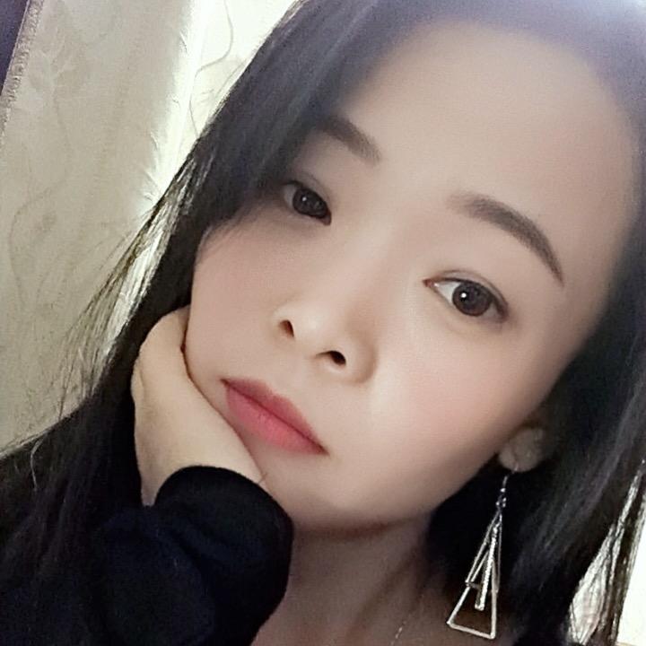 用😊掩蓋落寞
