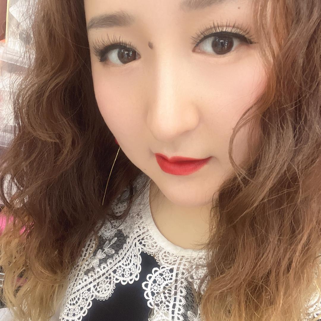 当阳菲菲潮妆造型～美容养生