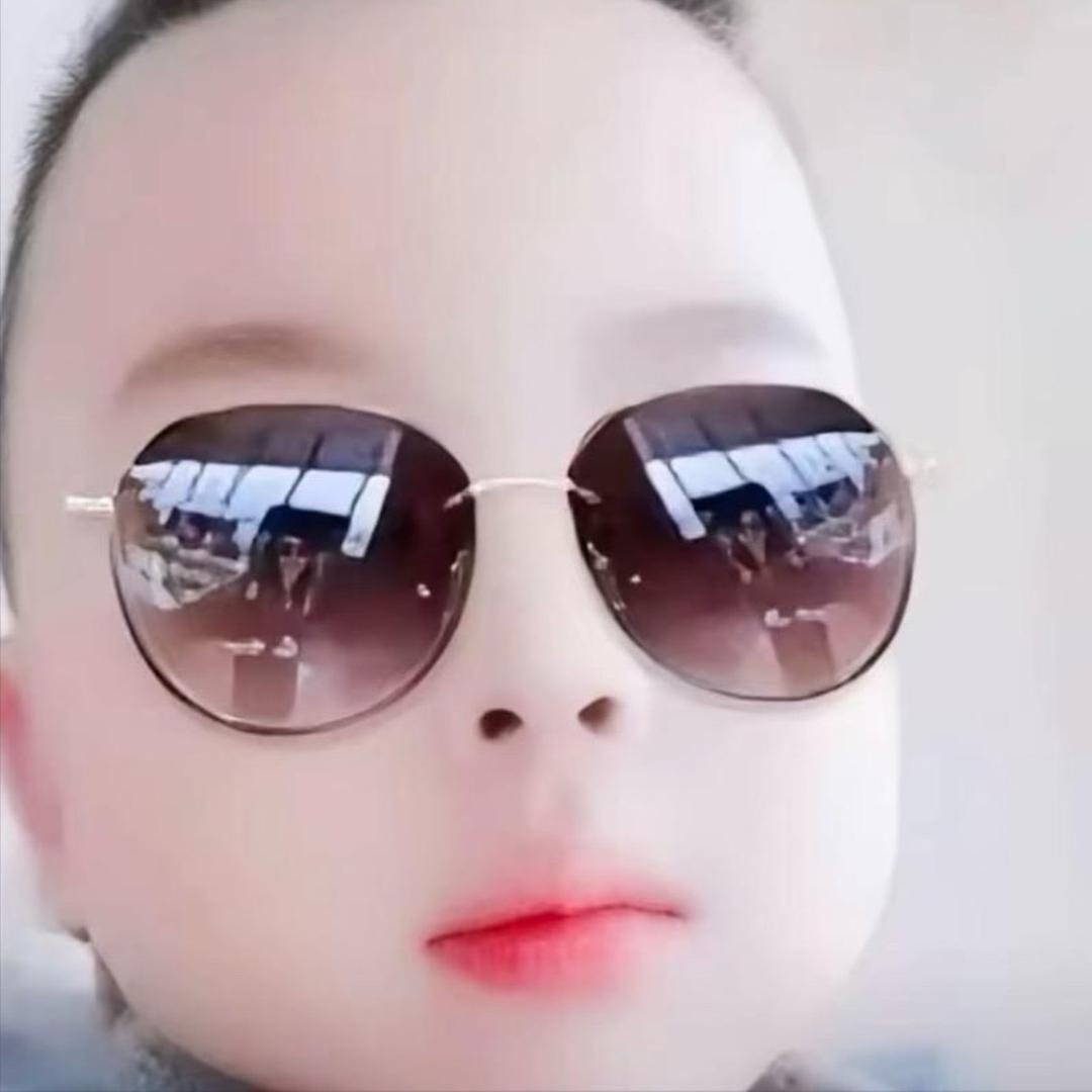 人帅气质佳66