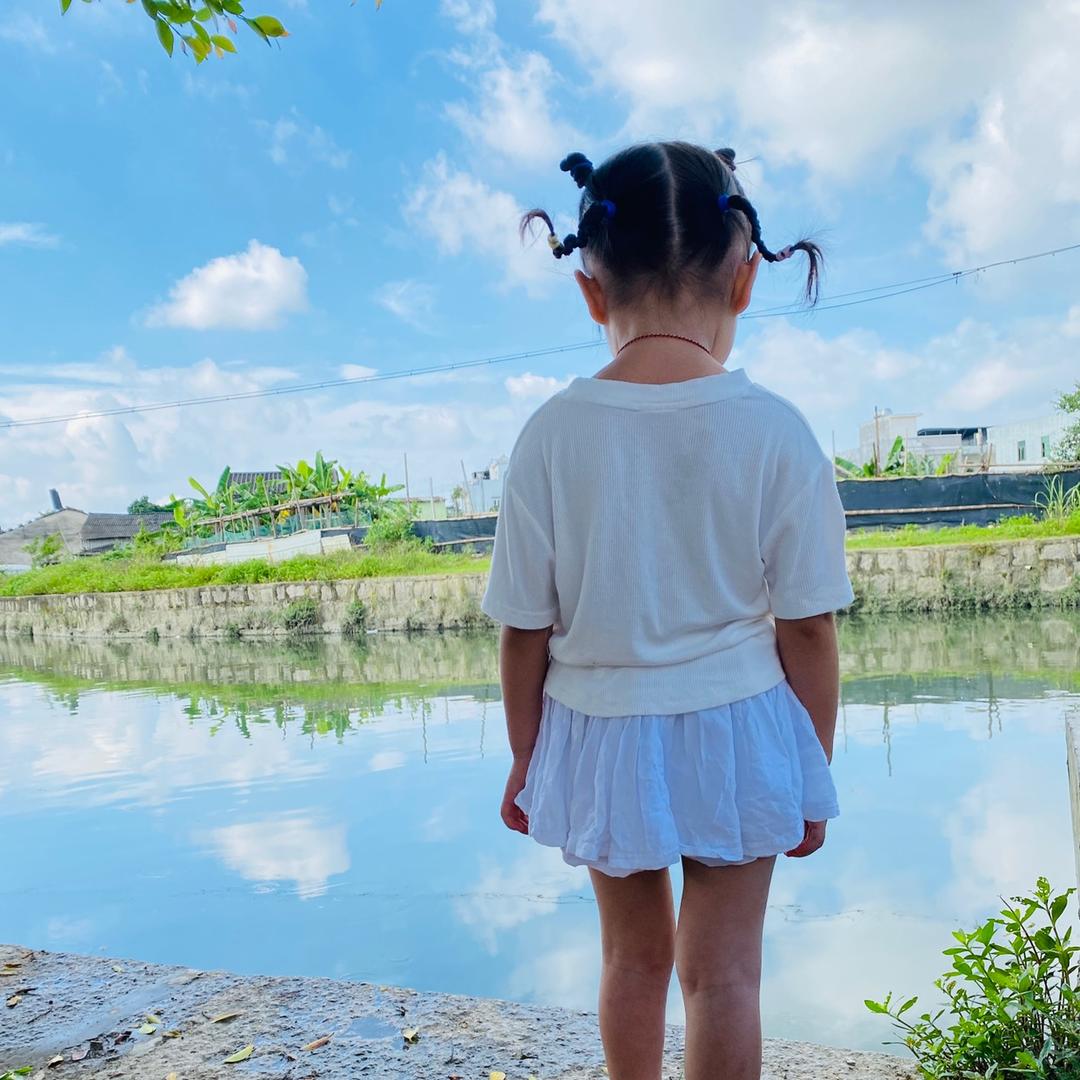 游。