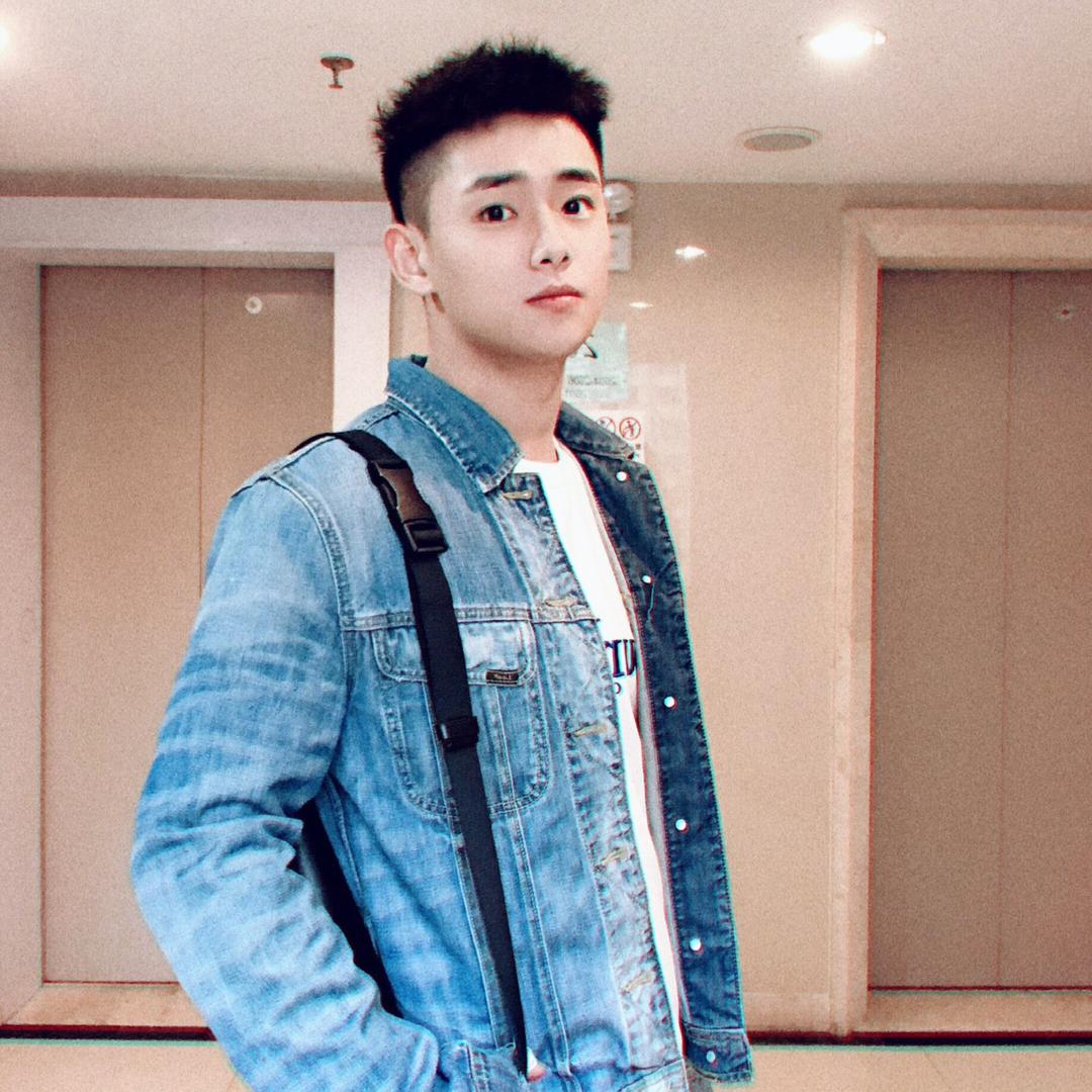 阿凯.