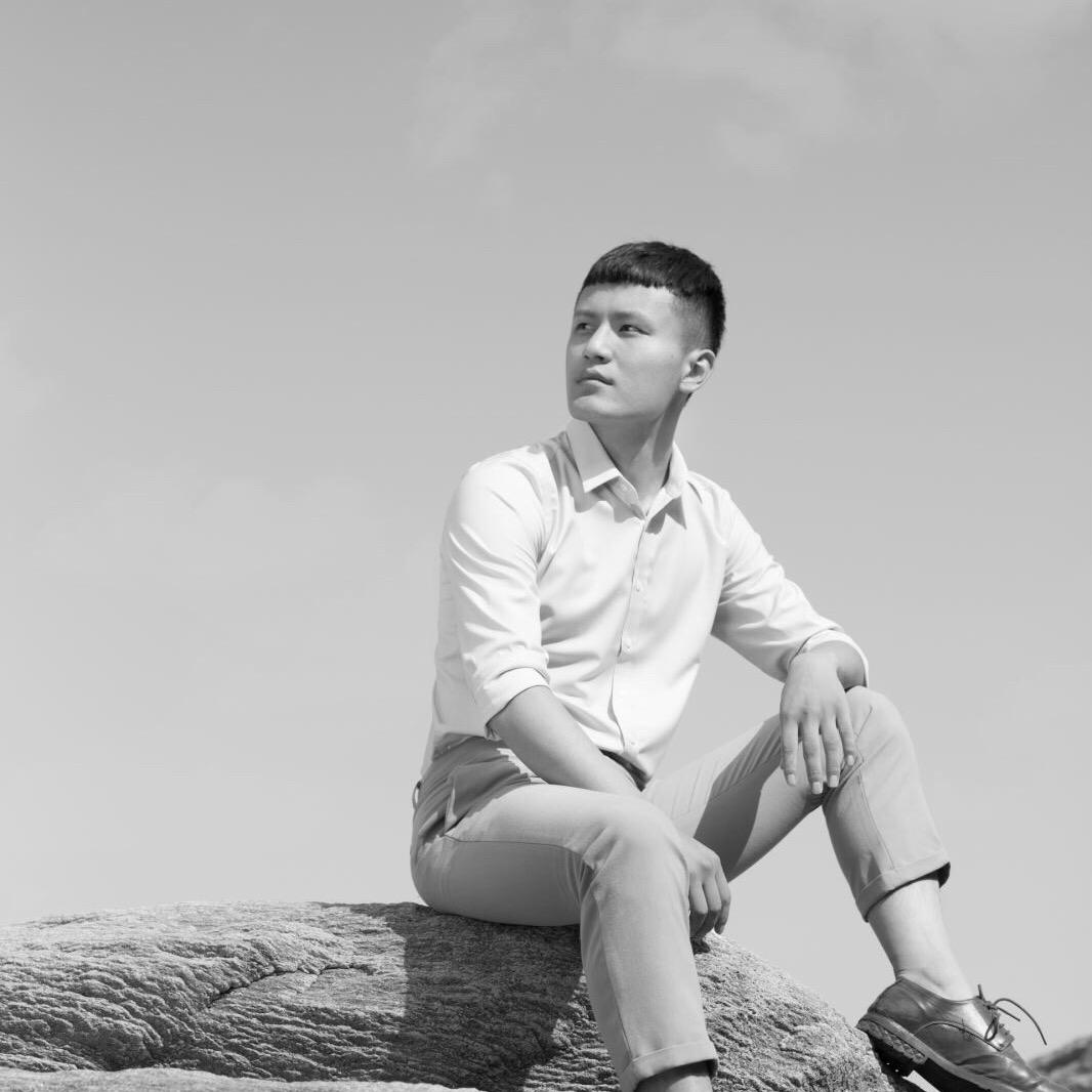 翱翔w