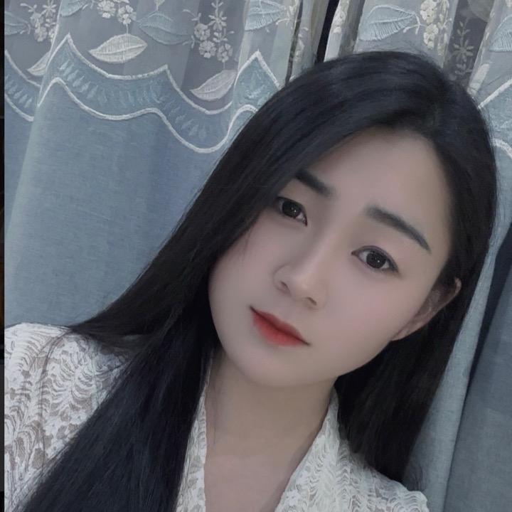 彩儿 很乖