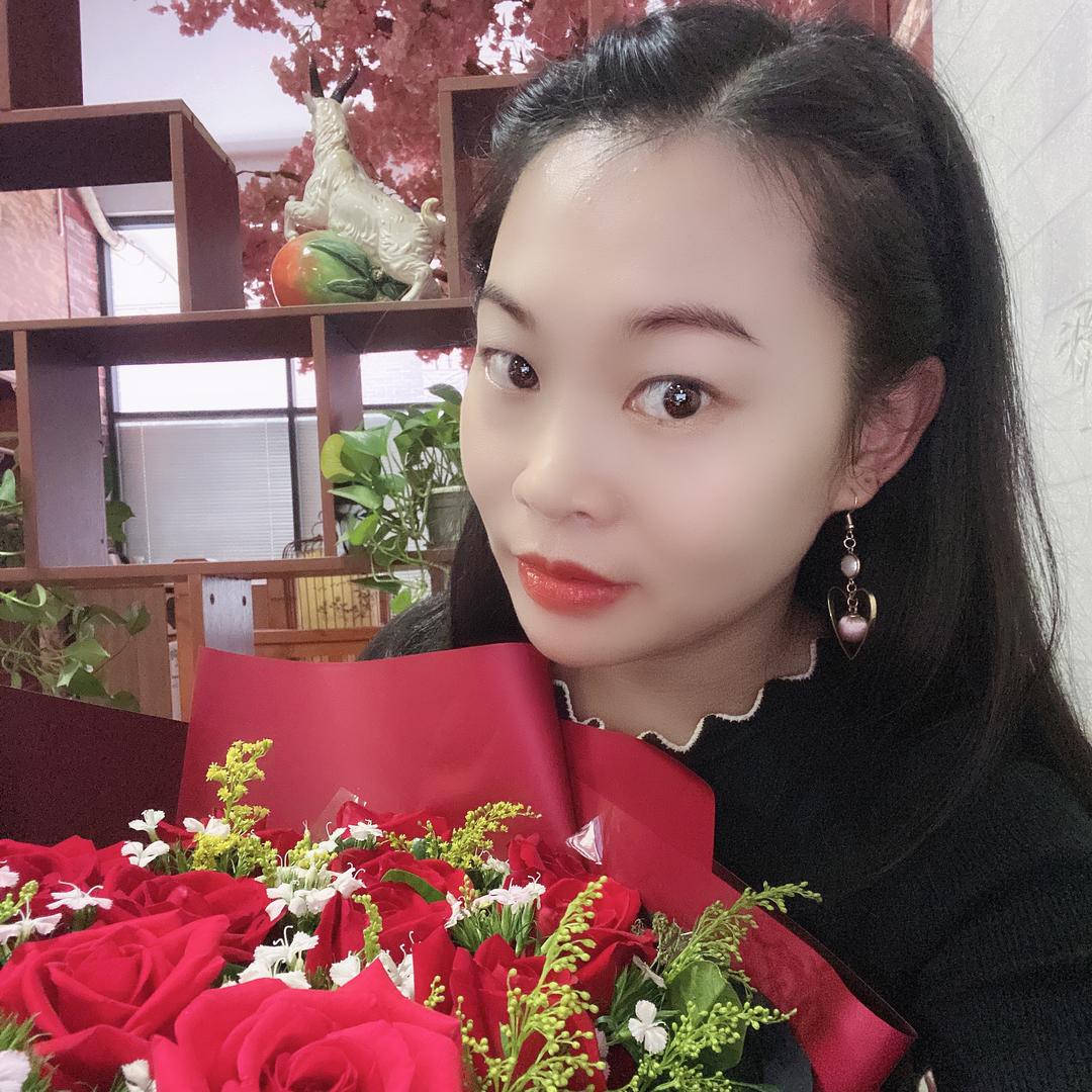 郑小小