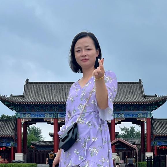 小凤的妯娌冷眉