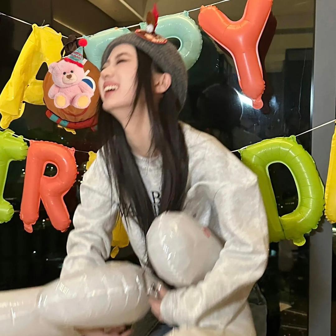 🥚1⃣️👄