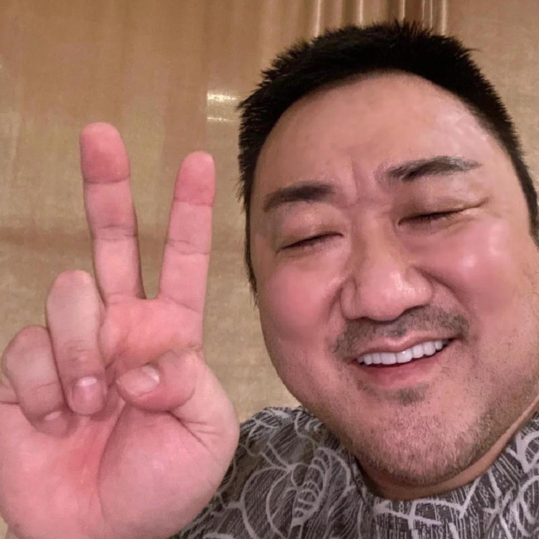 不知名年轻人