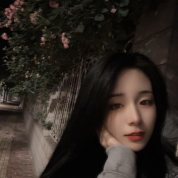 何开心🥳