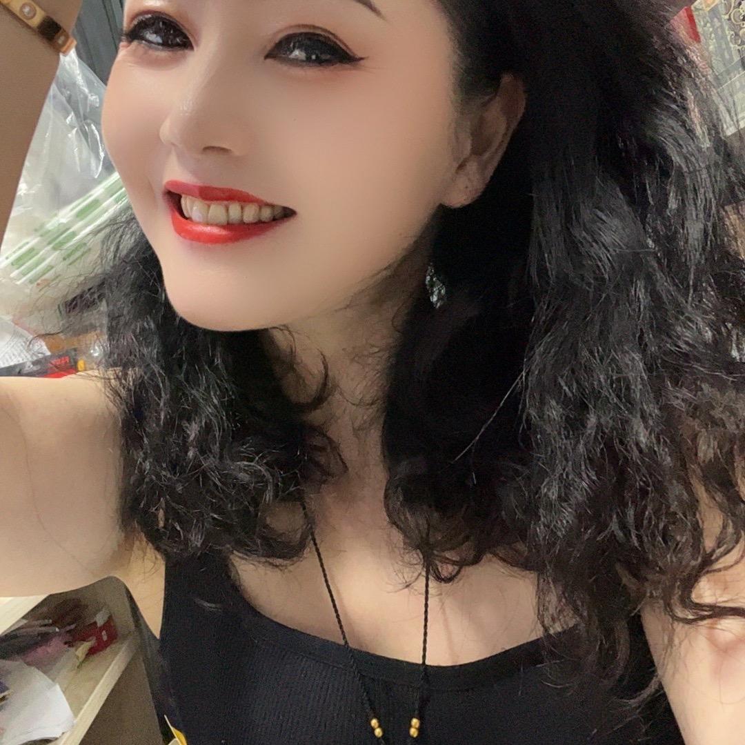 素衫挽玉