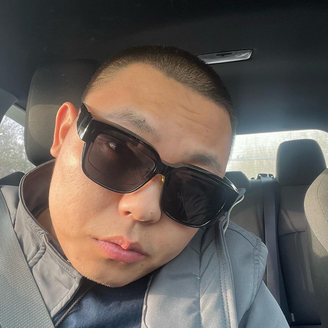 再叫就喂你吃花生米