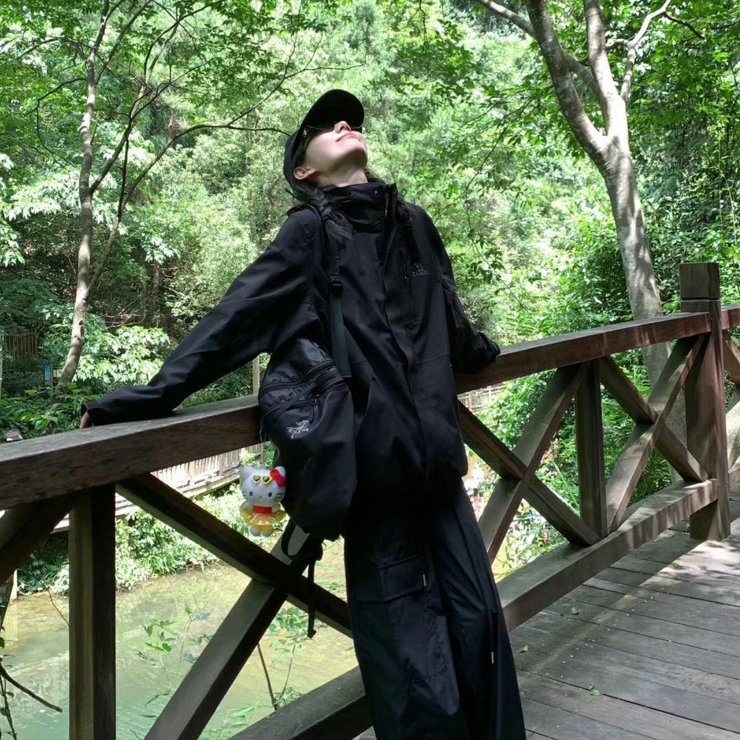 一米七的人间土狗