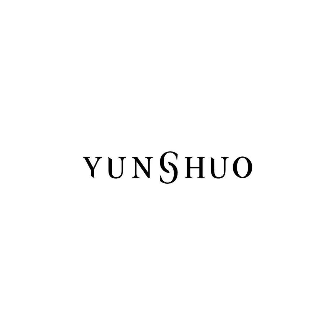 允硕时尚穿搭