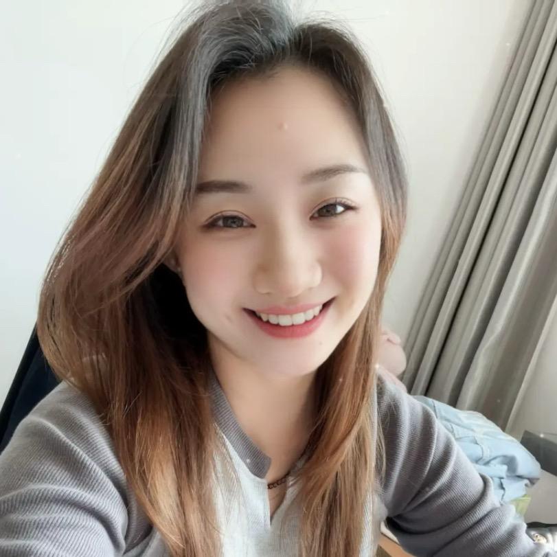 小丫爱吃肉