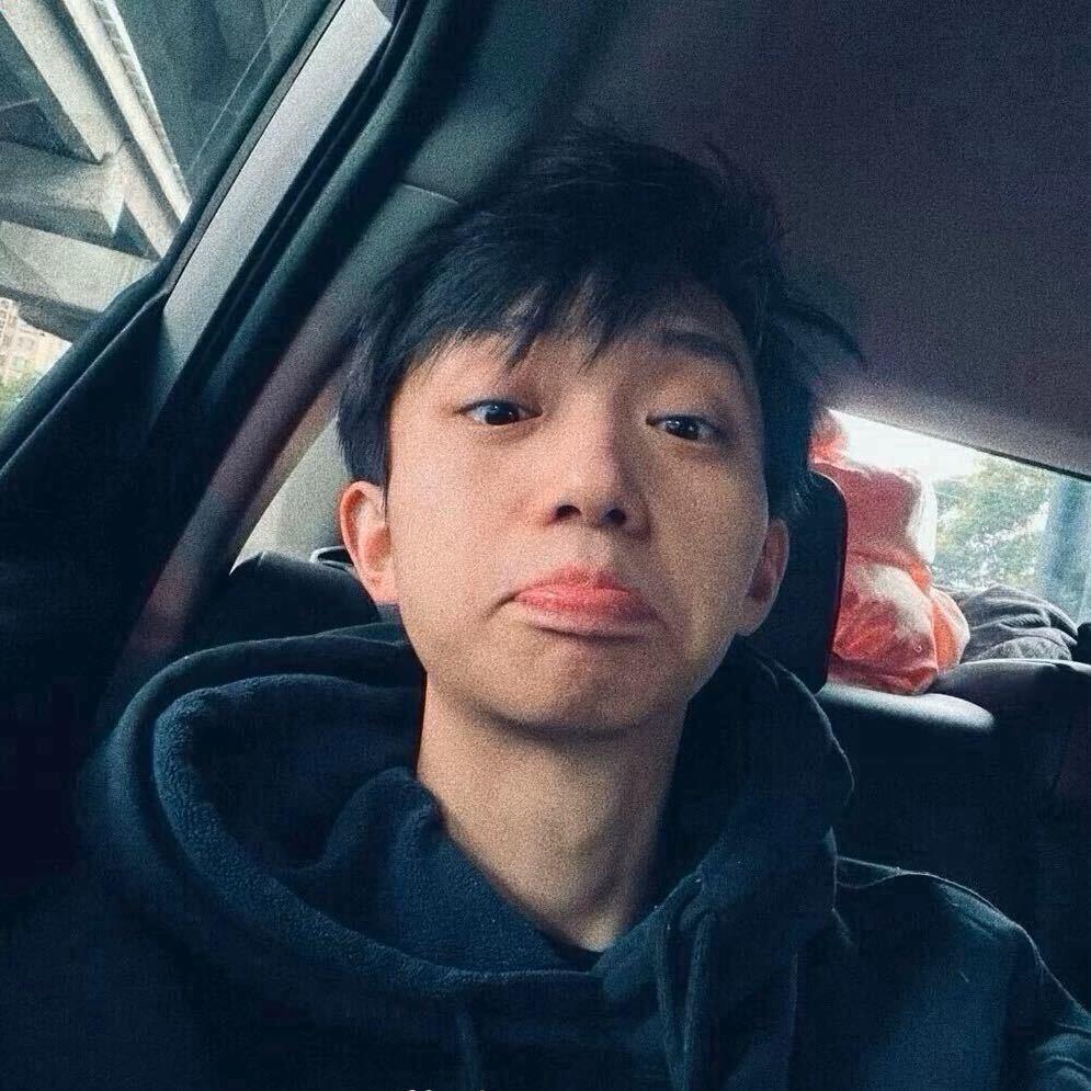 玩GM的小方   （00后)