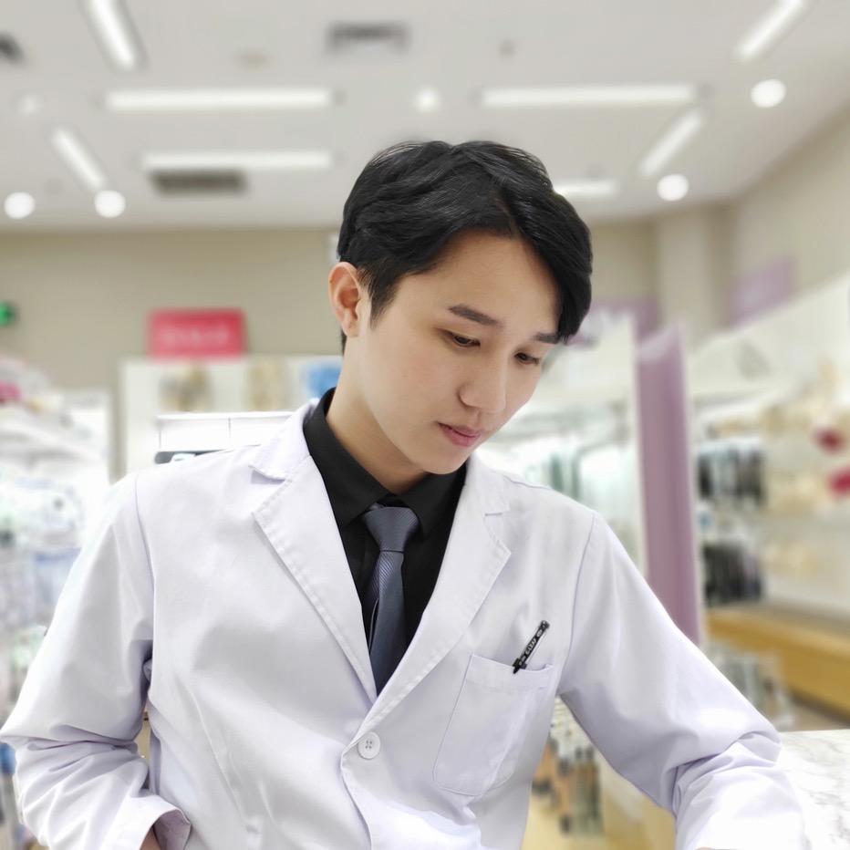 博士眼镜配镜顾问先乐
