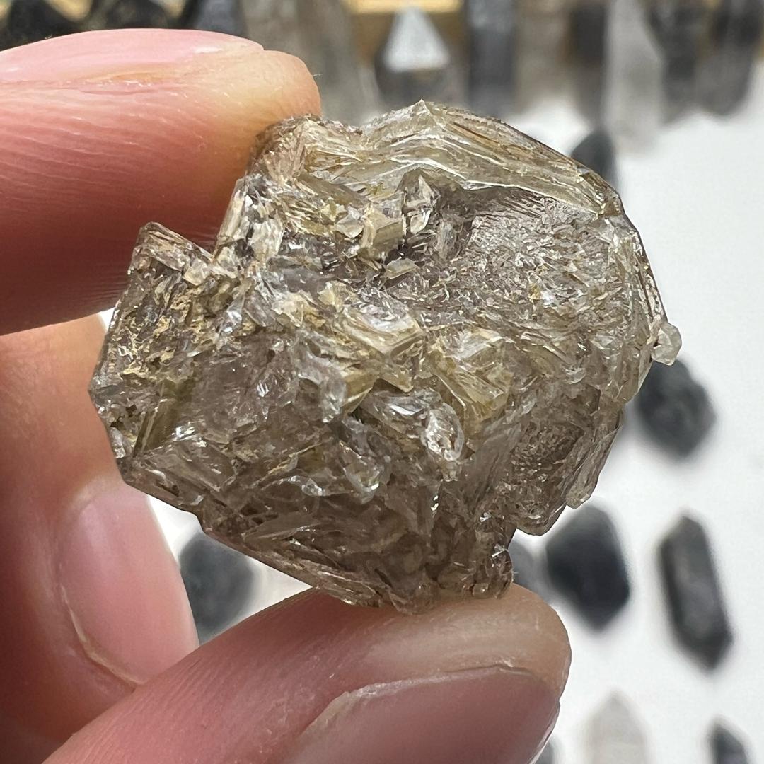 糊糊君矿晶