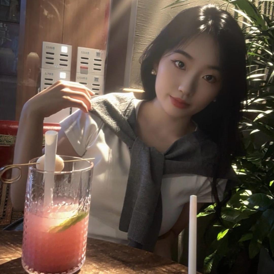 佳佳一杯倒.