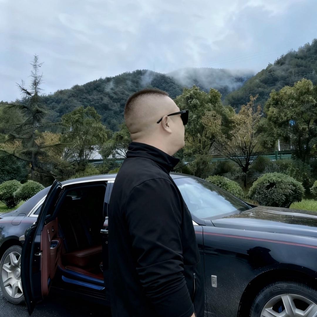 @————————小秦秦一办事处