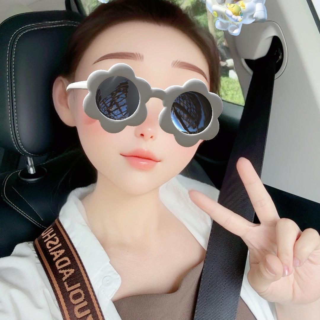 小奕吖