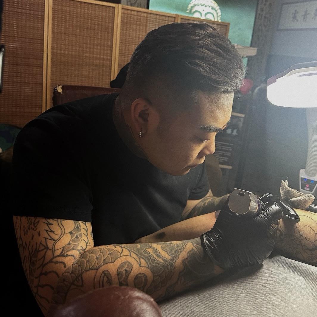 惪.（北屯究占纹身）        👺