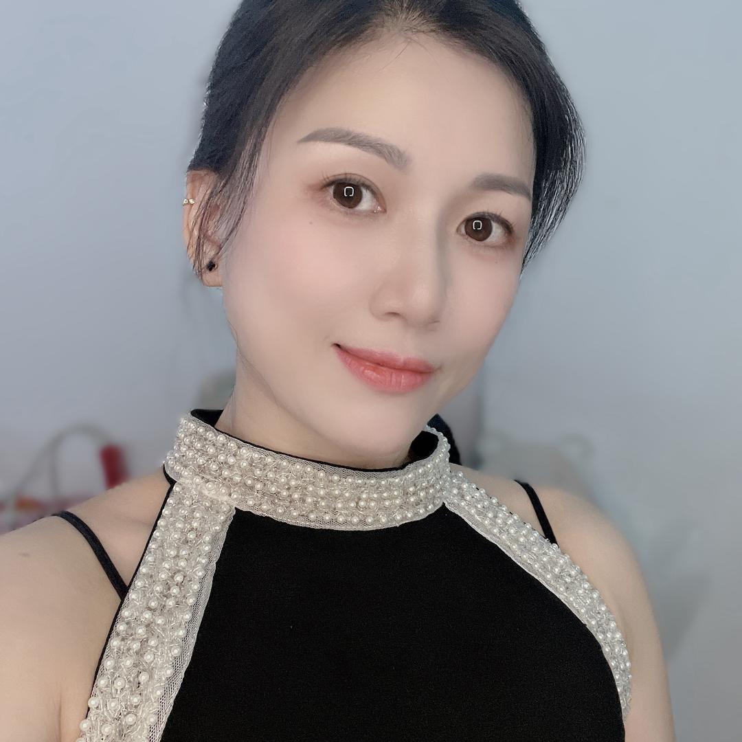 【惠惠】👩‍❤️‍💋‍👩