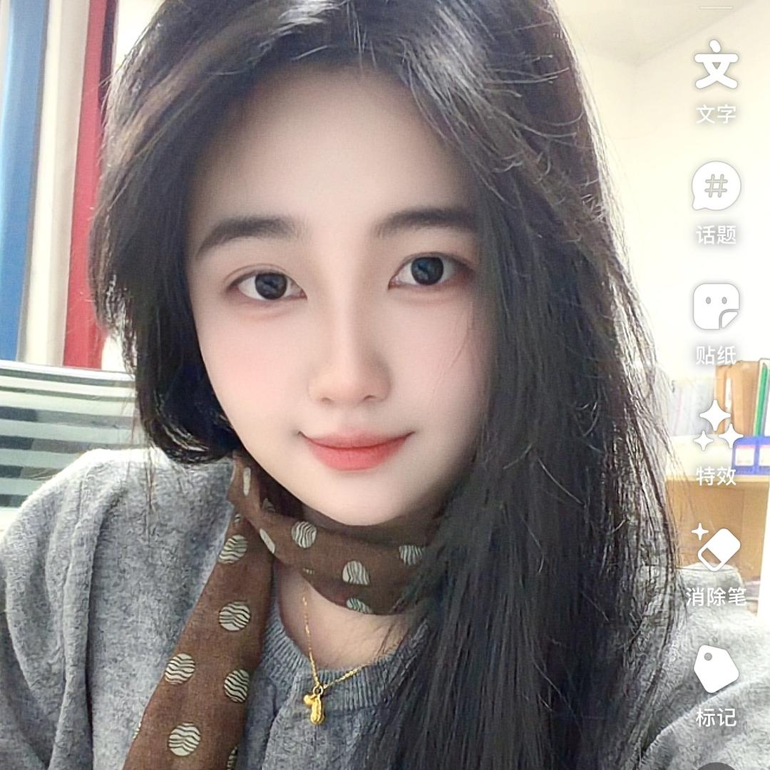 Emi刘一枚