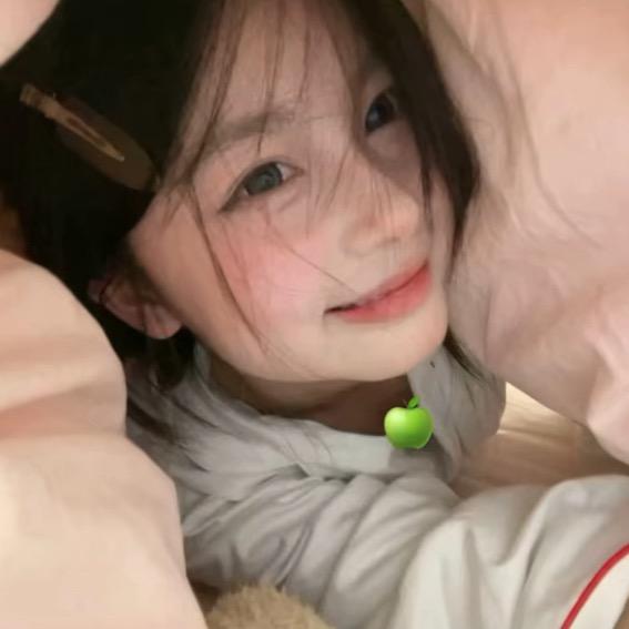 小小琪^