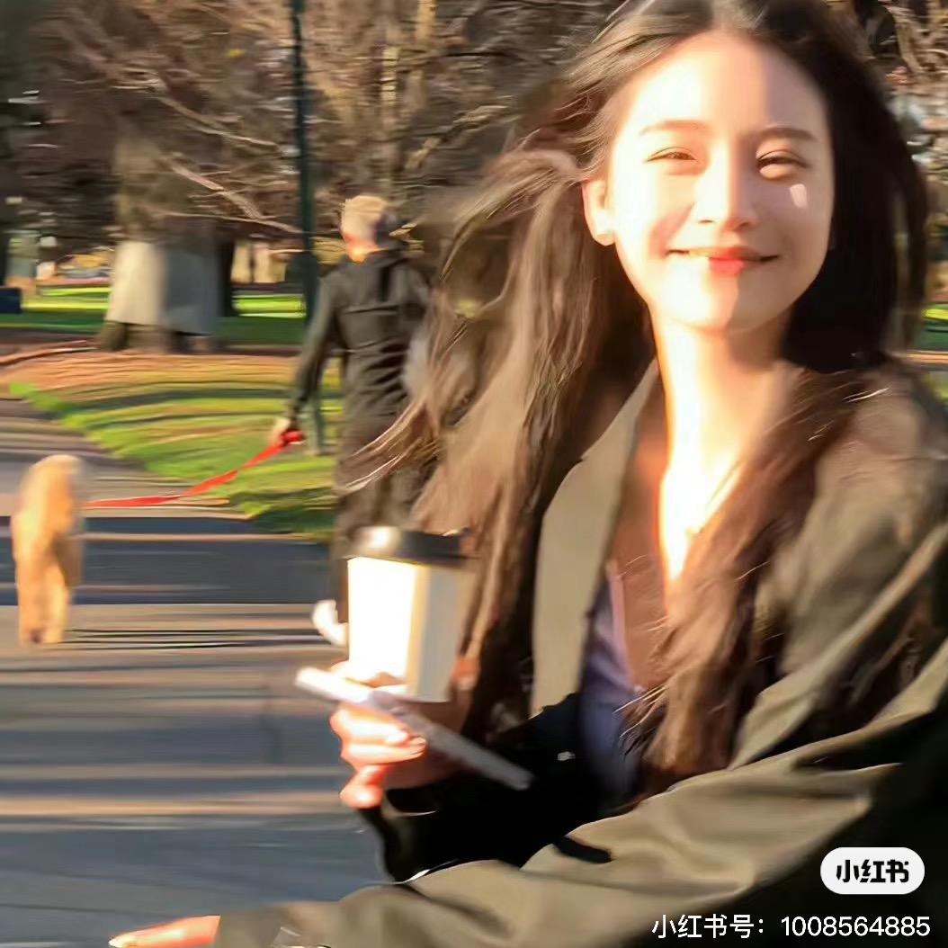 叫什么蕊.