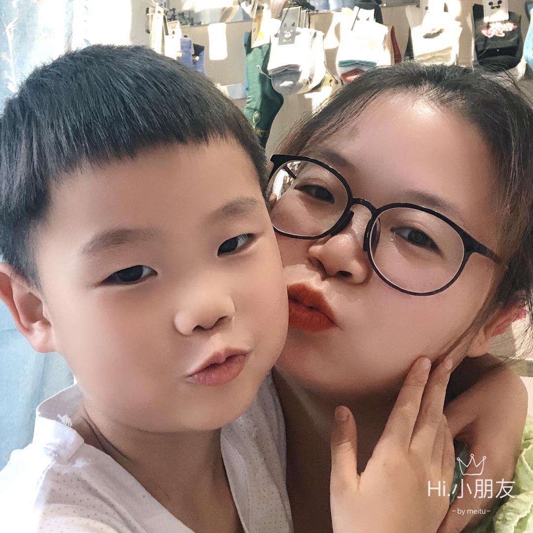 大小孩童装五完店