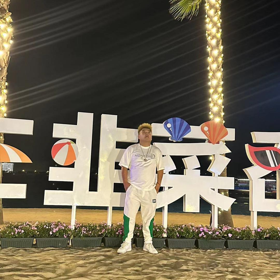 MKAI·乒少🔱