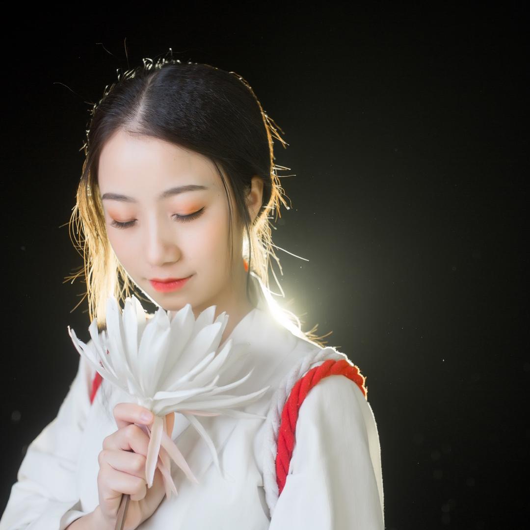 🌈小钟不吃香菜