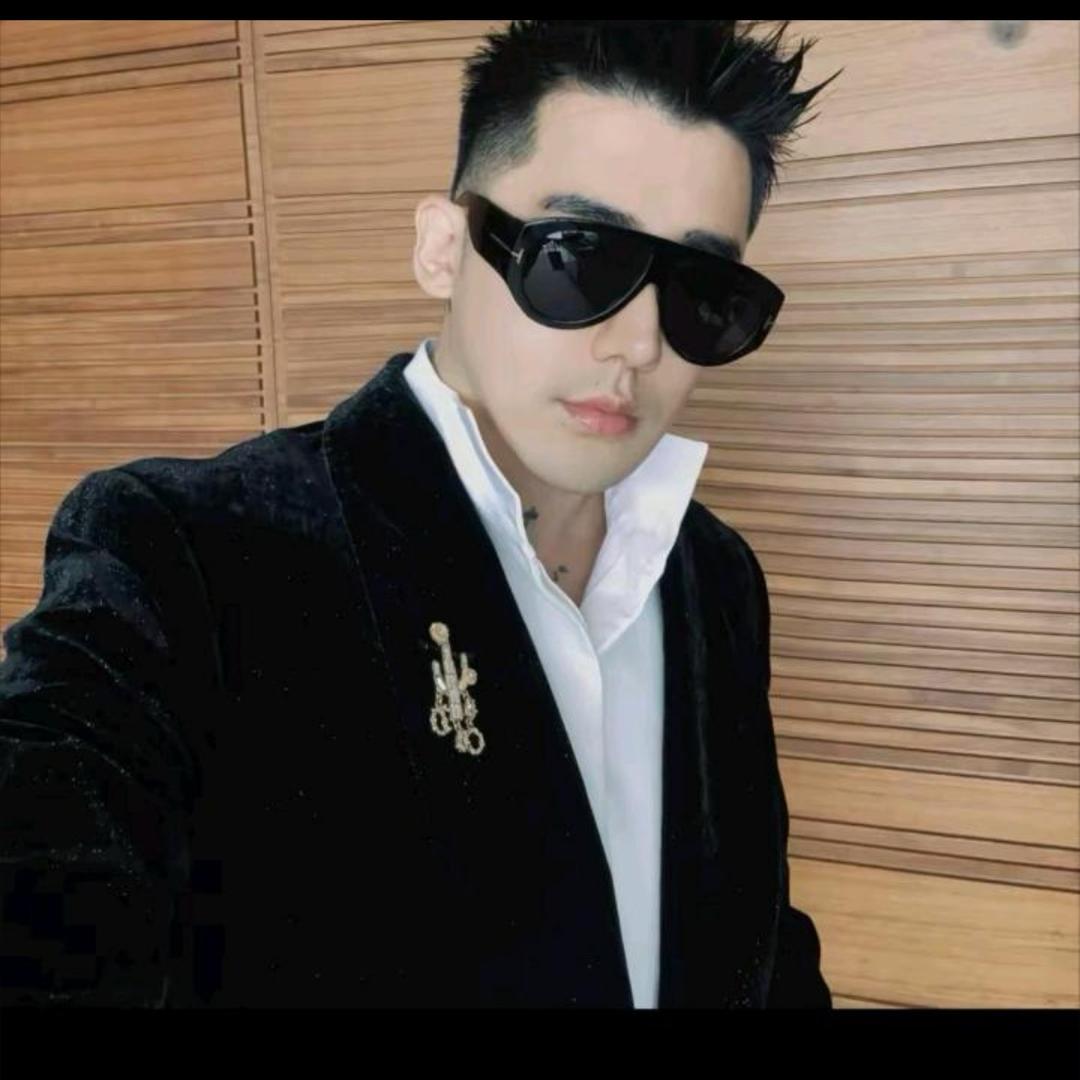 杨圣坤直播爆款穿搭