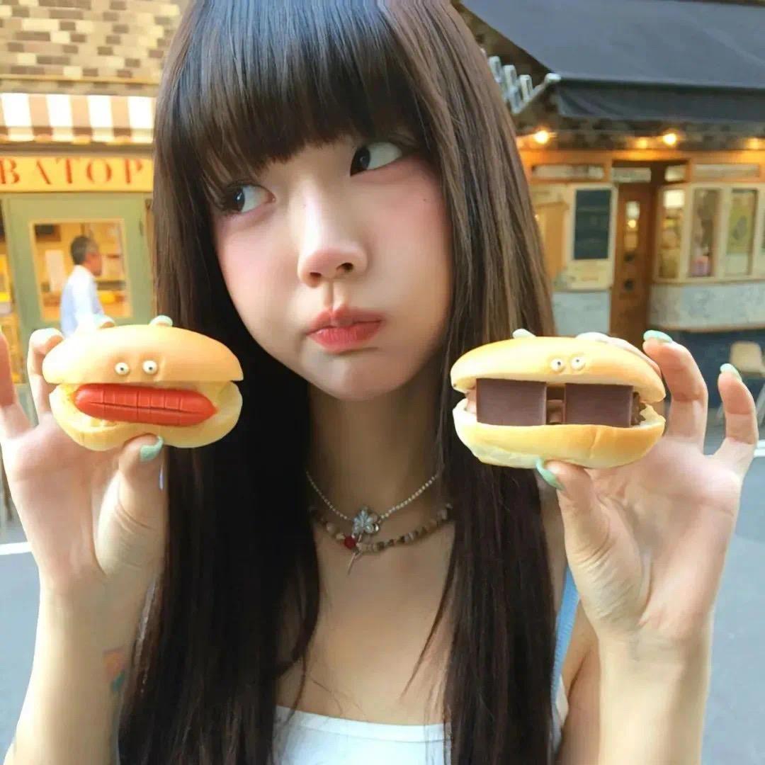 小葵爱吃芒果冰