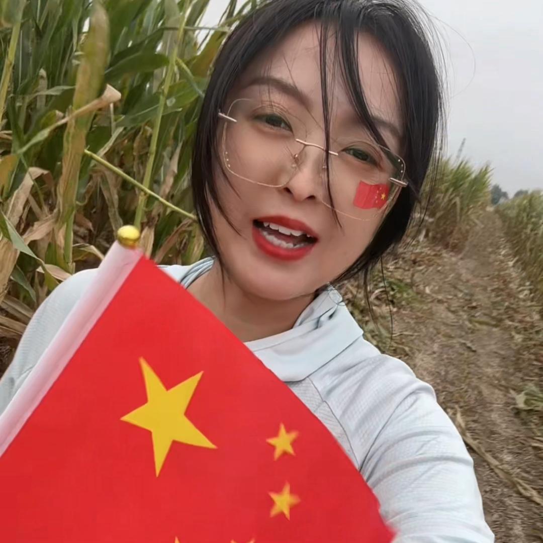 乡村秋杰