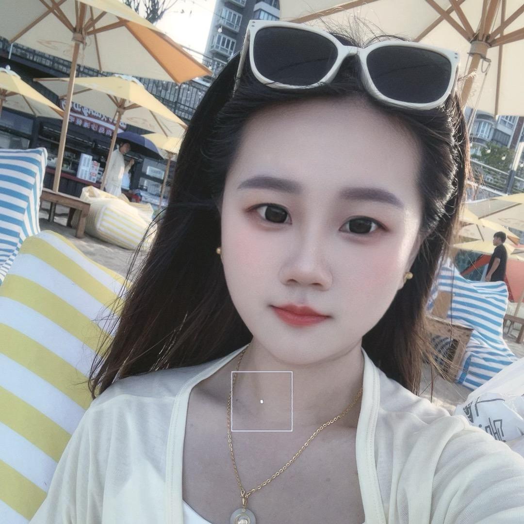 丽宝。