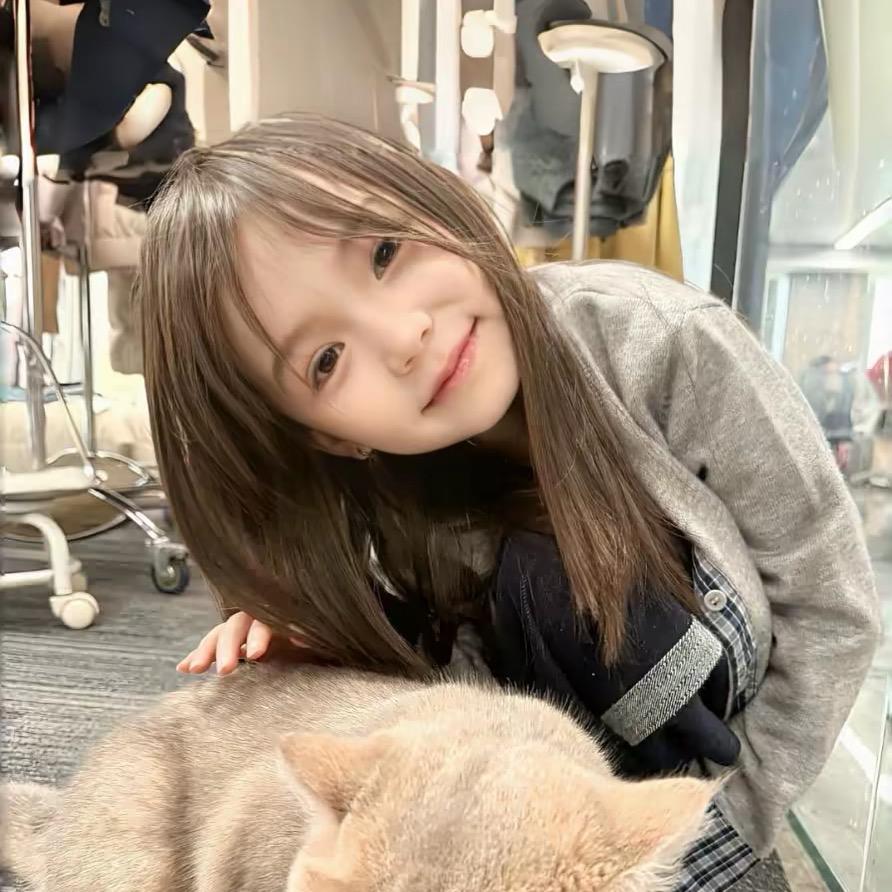 . 🍪•ᴥ•🍪.