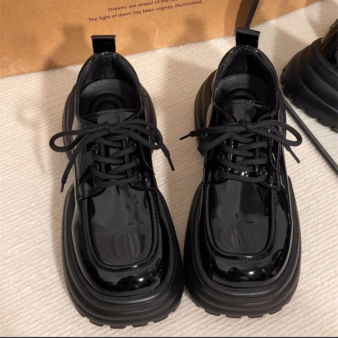 温州女鞋供应工厂店