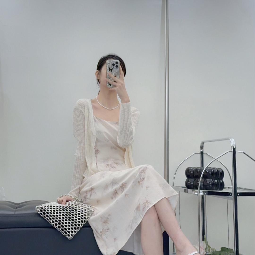 彡彡