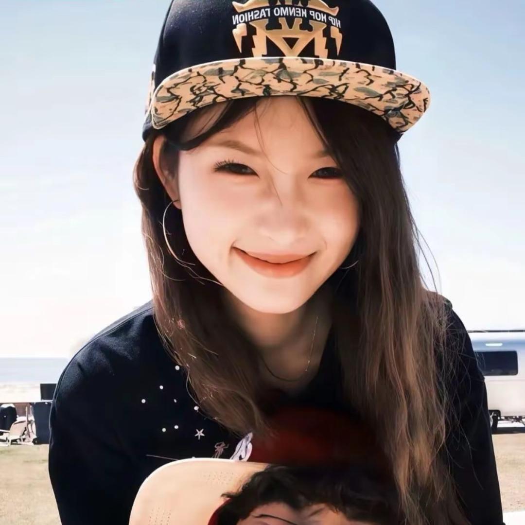 贝贝.