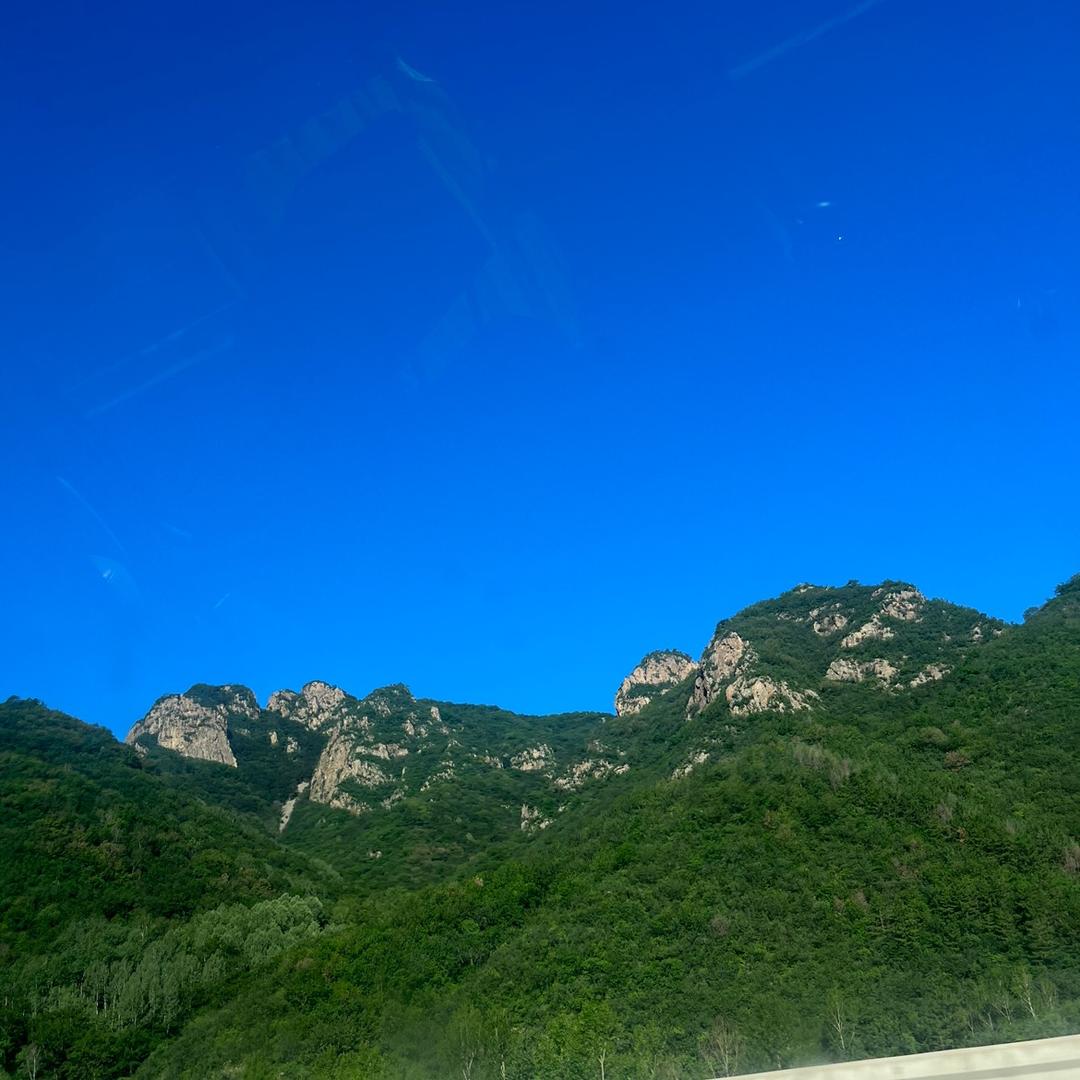 海阔天空..