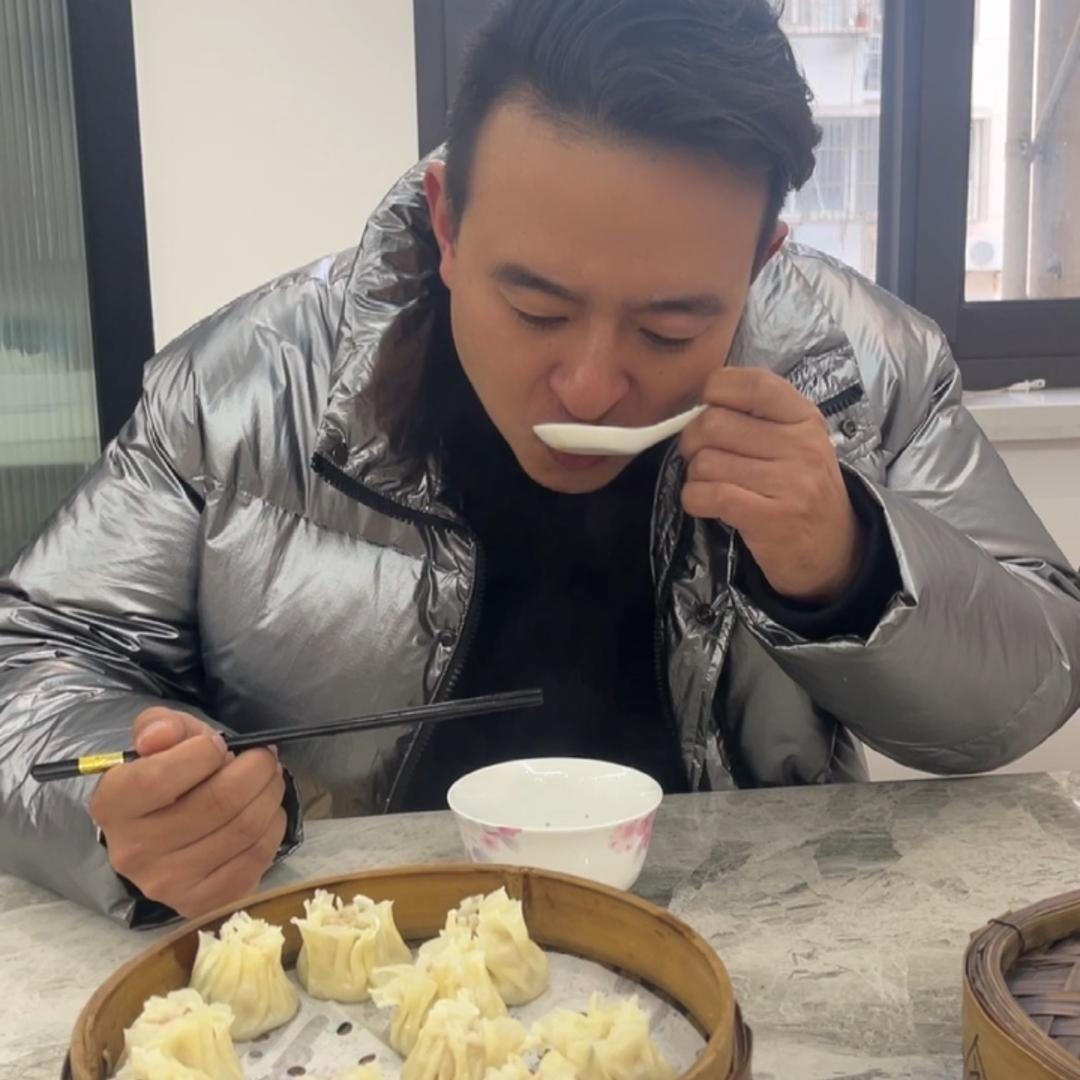 蚱蜢