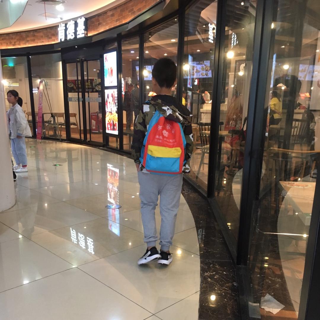 依依不舍❤️