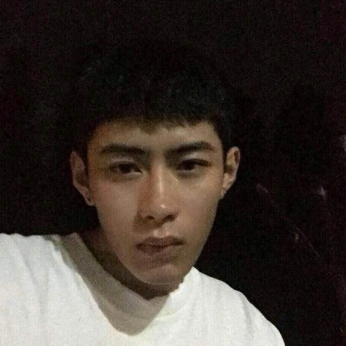 🎱还没醒🚶🏻‍♂️