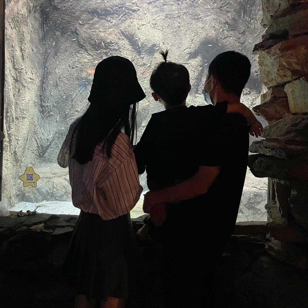 童年潮童集合店官方号