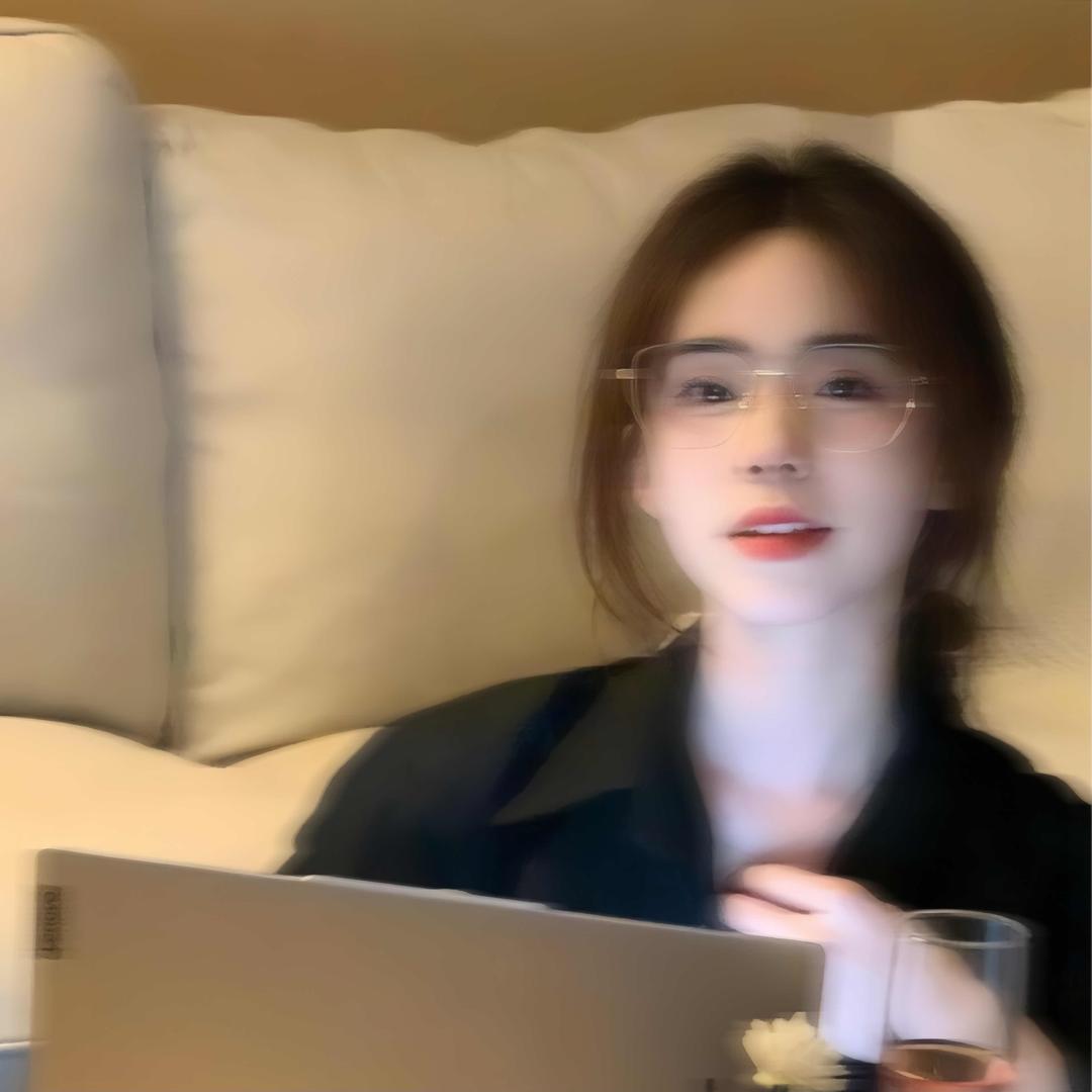 @七七