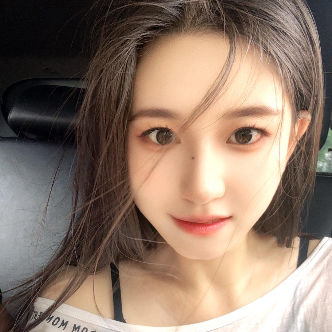 迷人的小可爱💋@奥莱