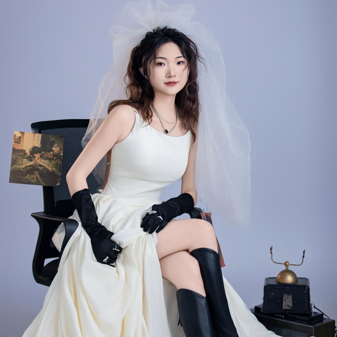 王十三(๑‾᷅^‾᷅๑)